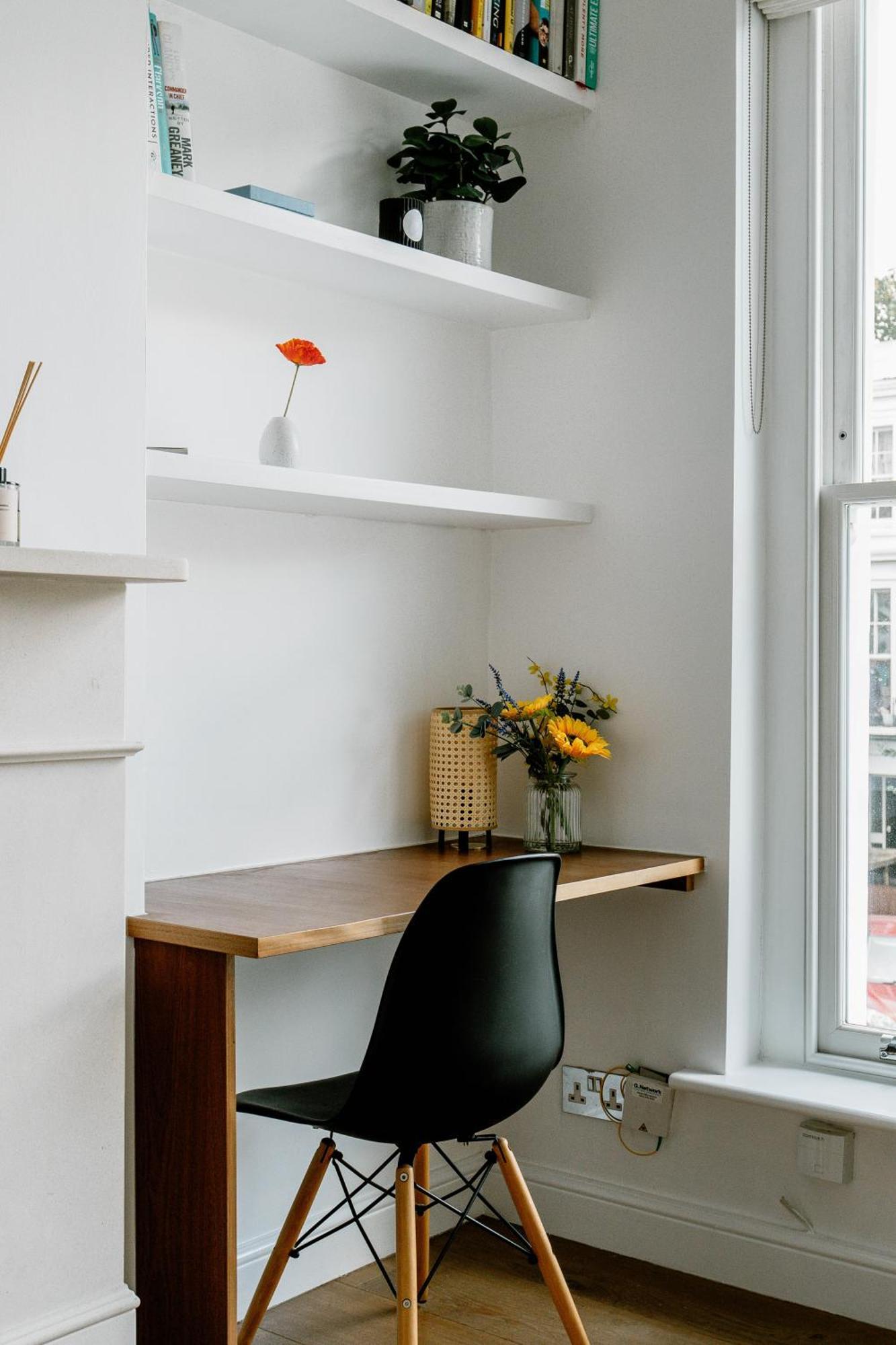 Design-led Flat In Camden On Quiet Street *